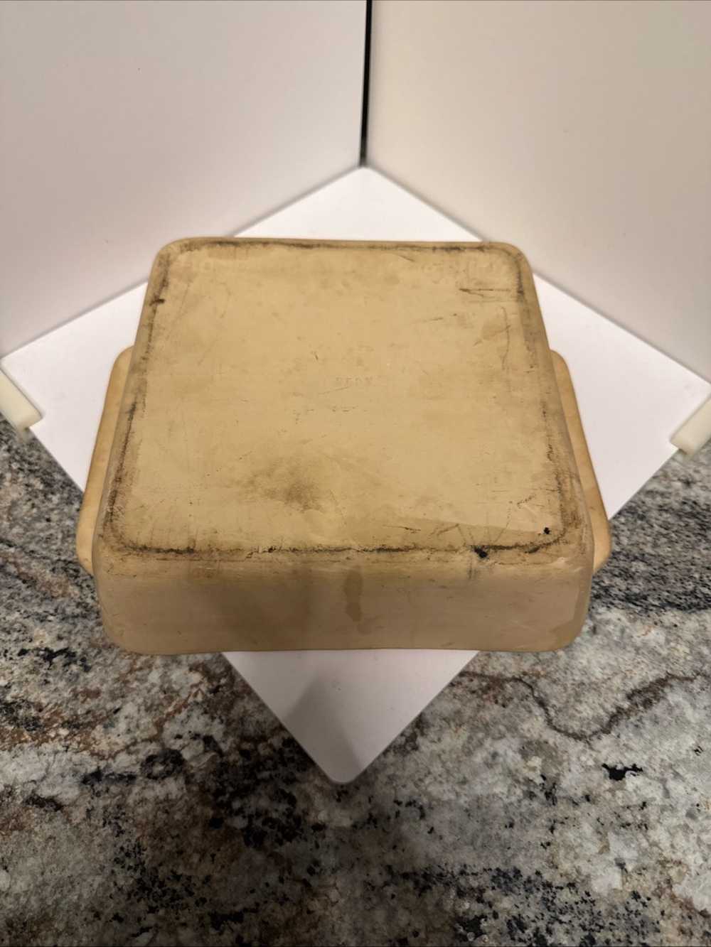Pampered Chef square 9x9 seasoned baking stone dish - Picture 8 of 8